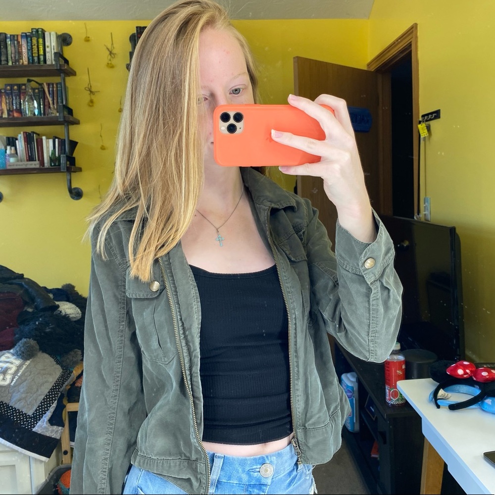 ✨ Navy green jacket ✨